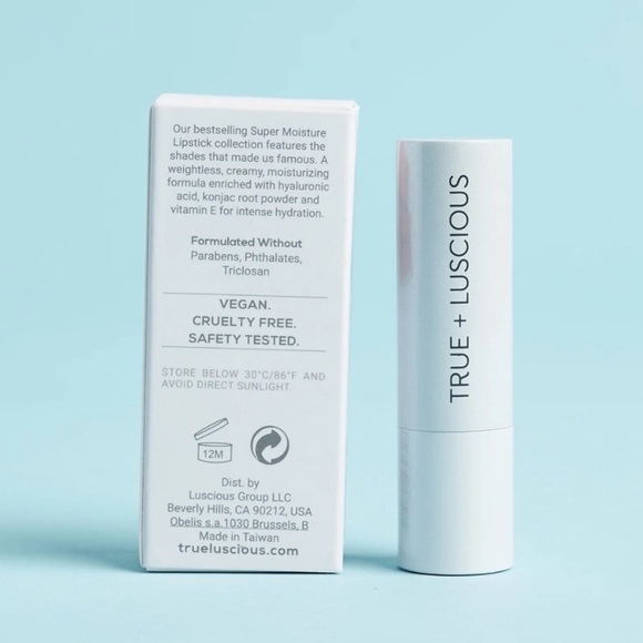 True + Luscious super moisture lipstick - Picture 2 of 8